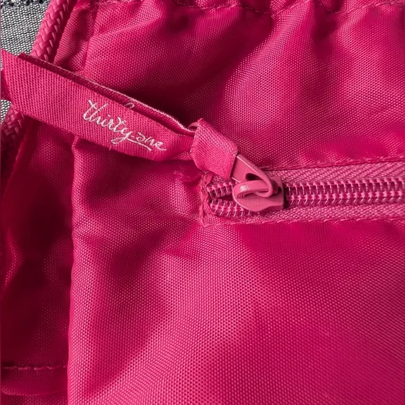 Thirty-One Hot Pink Ruffle Drawstring String Sac - Picture 2 of 3